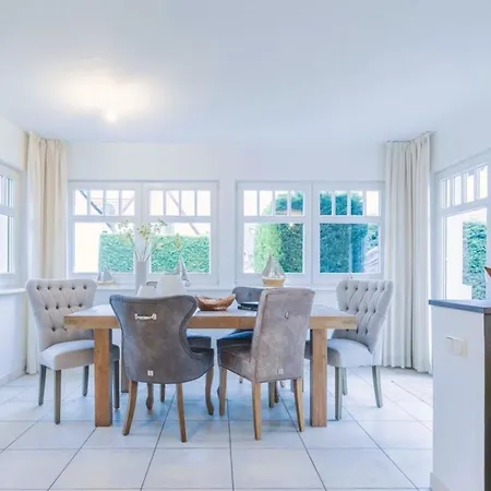 Strandleben Holiday home *